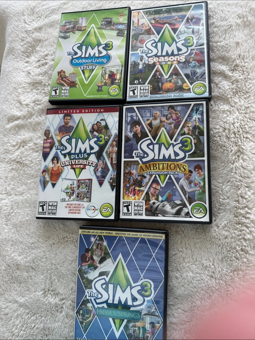 The Sims 3 Expansion & Stuff Packs - (Green/White)